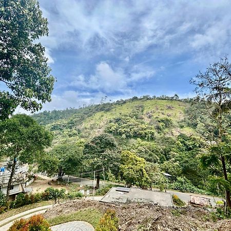 Misty Heights Peermade - Private Mountain Villa Retreat Vandiperiyār المظهر الخارجي الصورة